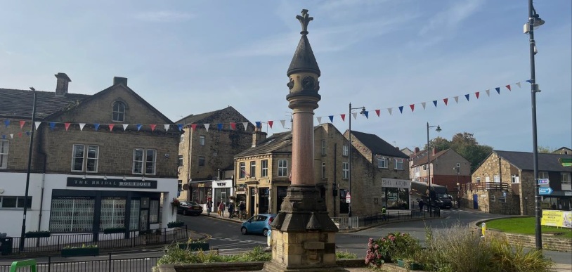 BOHS and P402-qualified asbestos surveyors covering Baildon and the BD17 postcode area. Management and refurbishment surveys for homeowners, landlords and businesses. Free quotes: 01274 959994.