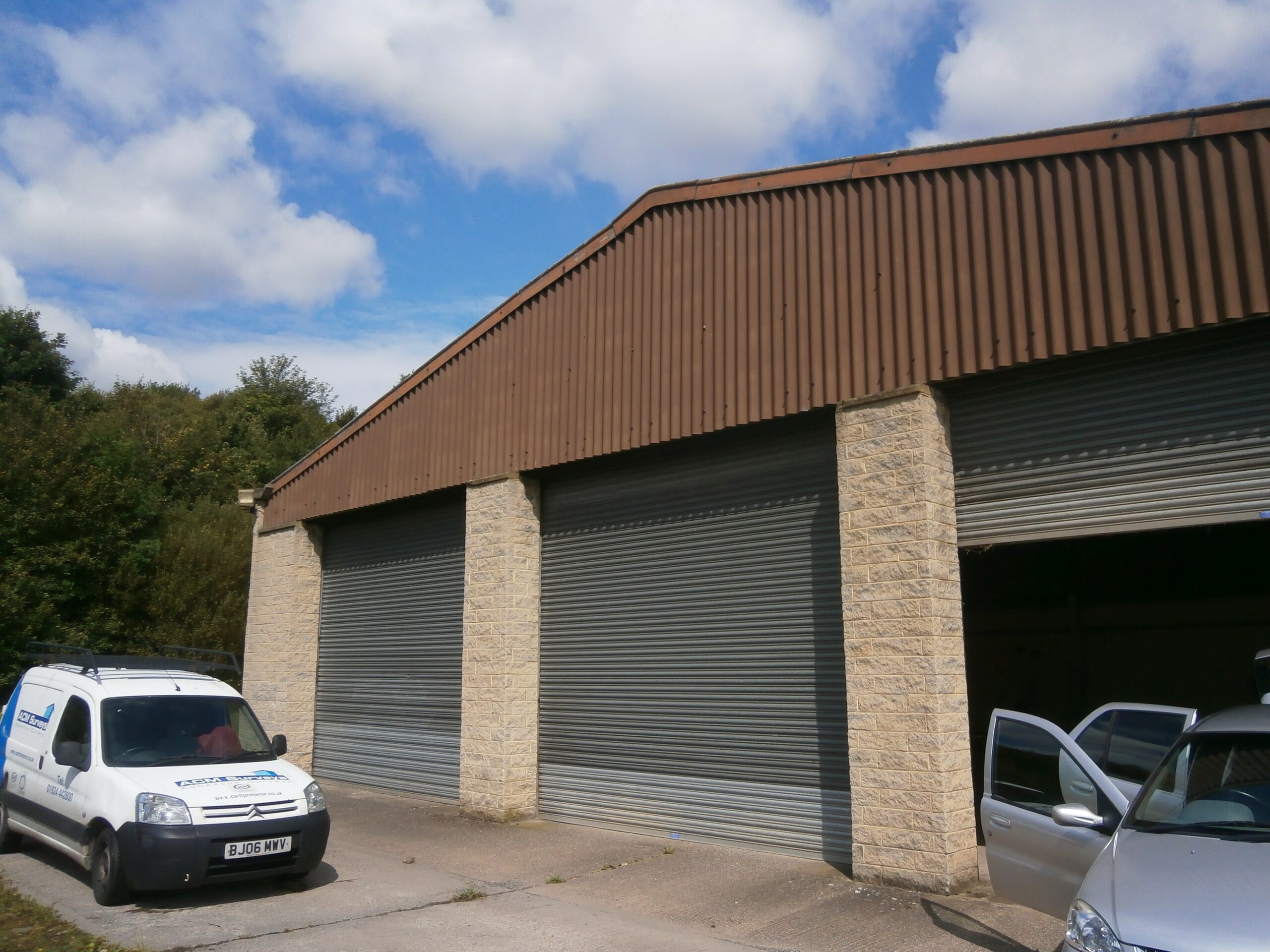 Eastfield Garage, Stoney Lane, Mirfield, where HSG Surveys carried out an asbestos management survey