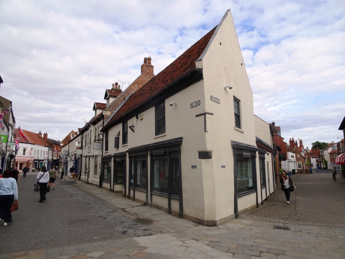 67-69 Toll Gavel, Beverley, where HSG Surveys carried out an asbestos management survey